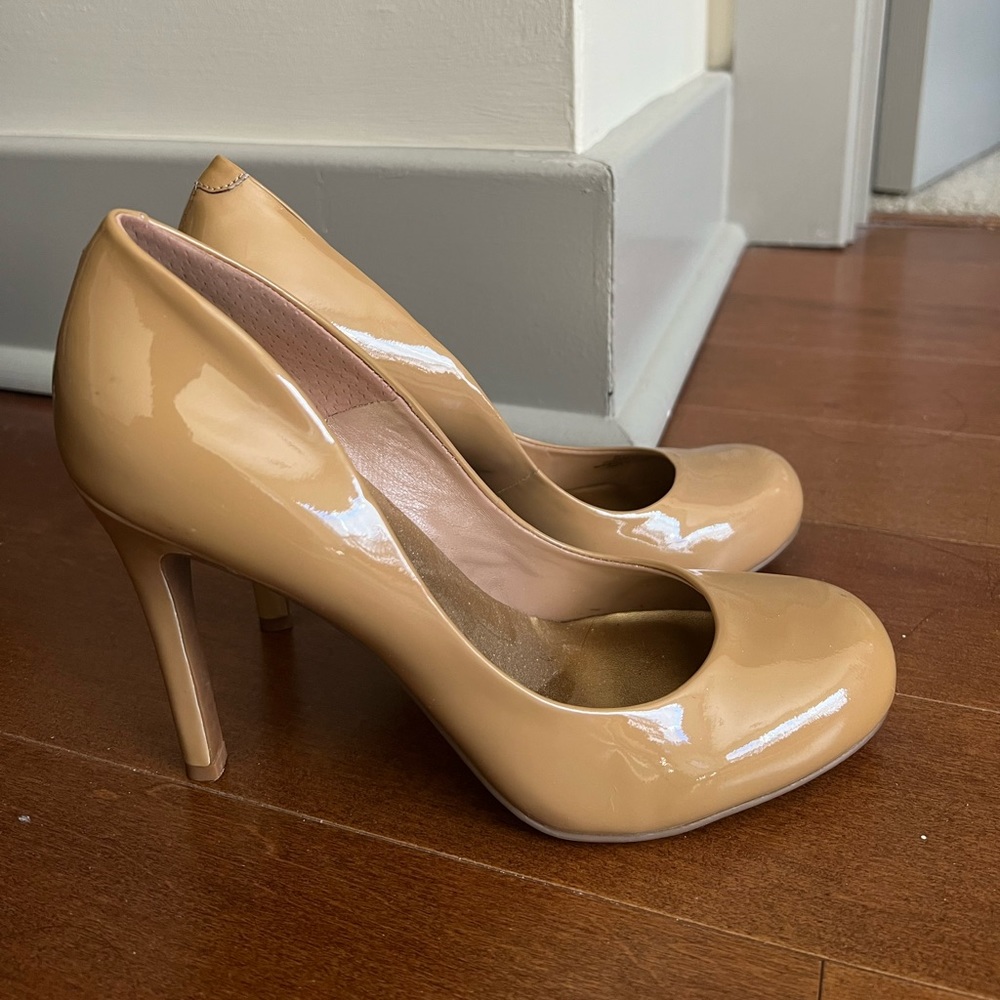 8.5 Jessica Simpson Nude Heels